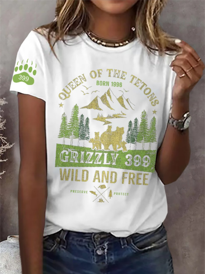 Retro Queen Of The Tetons Born 1996 Grizzly 399 Wild And Free Preserve Protect Print T-Shirt