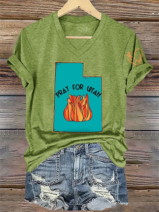V-Neck Retro Pray For The Utah Wildfires Print T-Shirt