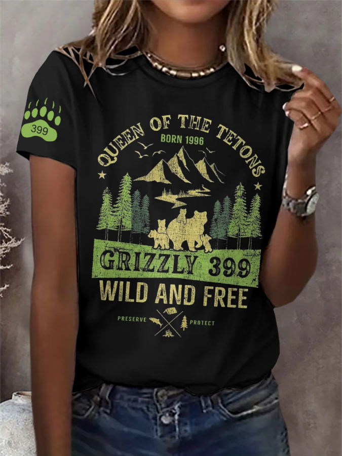 Retro Queen Of The Tetons Born 1996 Grizzly 399 Wild And Free Preserve Protect Print T-Shirt