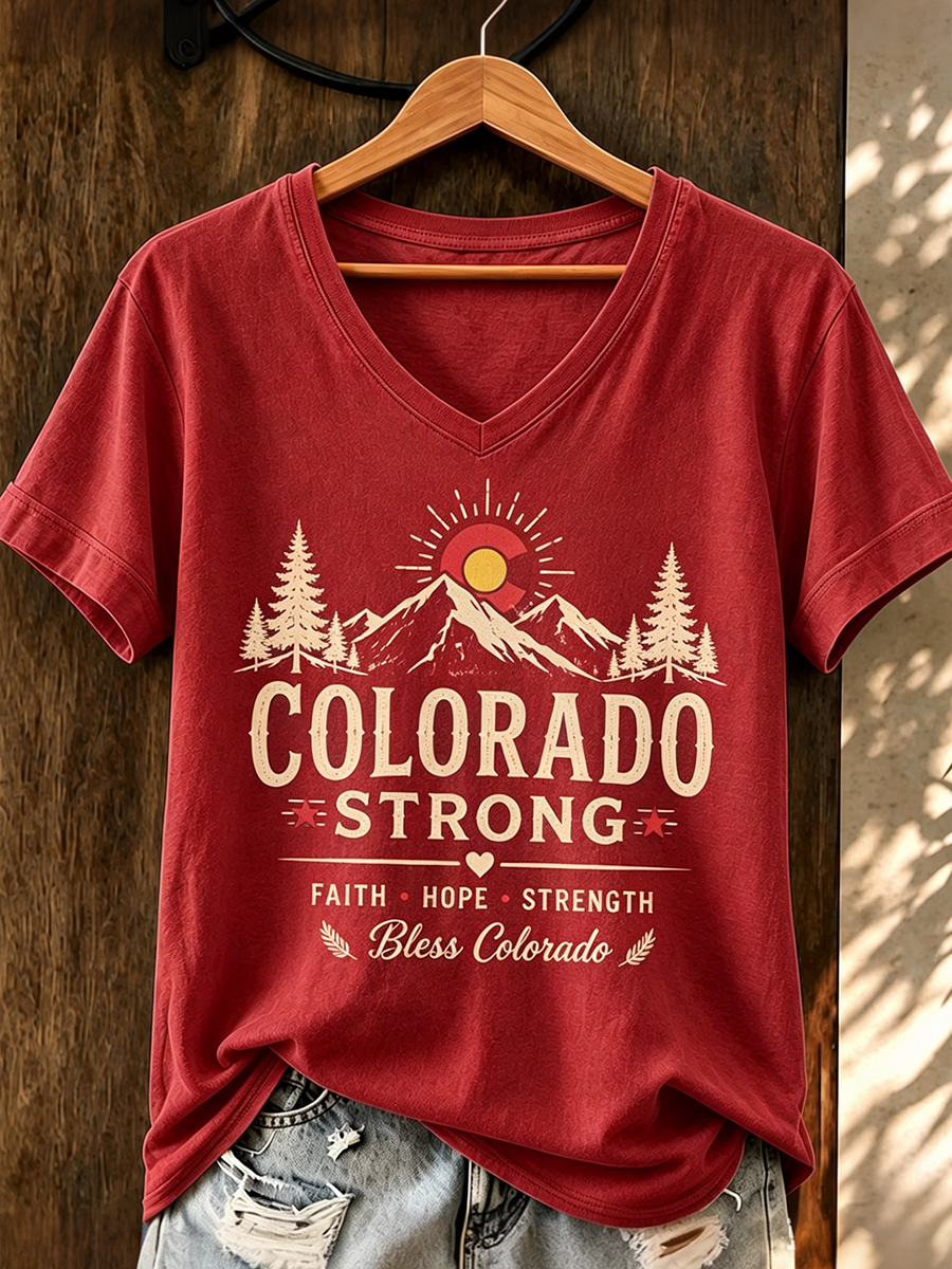 Colorado Strong Faith Hope Strength Mountain Colorado Flag Vintage V Neck Short Sleeve T-Shirt