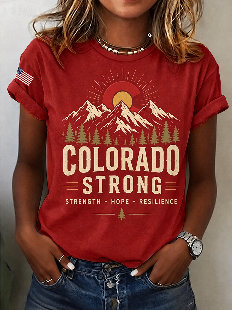 Women's Colorado Strong Vintage Colorado Flag Mountain Forest T-Shirt
